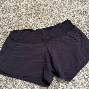 lululemon athletic shorts 6